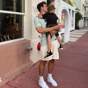 Selten: Mats Hummels teilt niedliches Bild mit Sohn Ludwig!