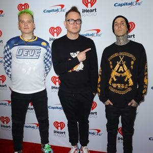 Wegen Fingerbrüchen: Blink182 sagt erste Konzerttermine ab!