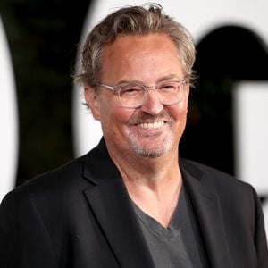 So rührend wird Matthew Perry (†54) bei den Emmys geehrt!