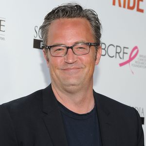 Wegen Verlobung? Matthew Perry ist nüchtern und gut drauf