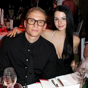 So lernten sich Matthias Schweighöfer und seine Ruby kennen