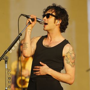 Wegen Kuss mit Mann: Matty Healy sorgt für Festivalabbruch!