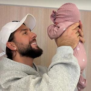 Das macht Maurice Dziwak mit seinen Gagen oder Showgewinnen