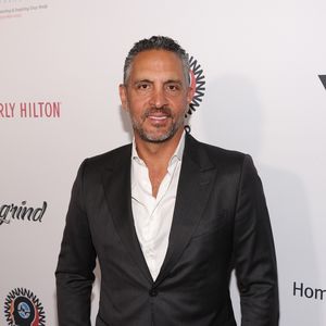 Neue Freundin? Mauricio Umansky knutscht mit fremder Frau