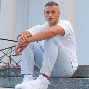 Bereut Max Bornmann "Are You The One?"-Verkauf von Peter?