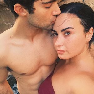 Nach Trennung: Max Ehrich macht Demi Lovato schwere Vorwürfe