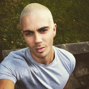 Tanzszenen bei "Glee": Max George wurde durch Double ersetzt