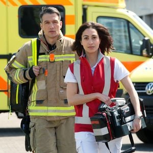 Neue Staffel: Sabrina Amali kehrt als "Die Notärztin" zurück