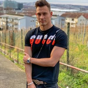 Single Max: Bei "Temptation Island" findet man keine Freunde