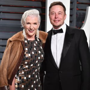 "Permanente Angst": Elon Musks Mutter spricht über ihre Ehe