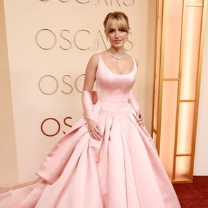 Oscars 2026: Mckenna Grace bezaubert im Prinzessinnenkleid