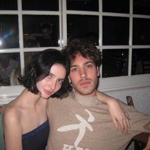 Meadow Walker bricht beim Date mit ihrem Mann in Tränen aus!