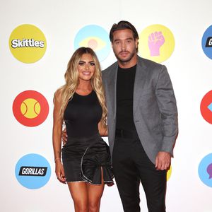 Pärchendebüt: Megan Barton Hanson und James Lock bei Event