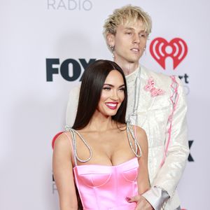 Bevor sie MGK datete: Megan Fox machte Pro-und-Kontra-Liste
