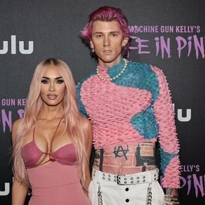 Comeback? Familienurlaub bringt Megan Fox und MGK zusammen
