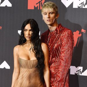 Vorwurf der Fans: Haben Megan Fox und MGK Antrag kopiert?