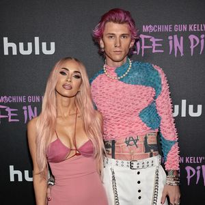 Megan Fox und MGK haben Hochzeit anscheinend auf Eis gelegt!