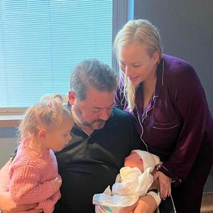 Nach Geburt: Meghan McCain teilt erstes Foto ihrer Tochter