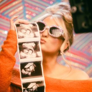 "So hungrig": Meghan Trainor dachte, sie erwartet Zwillinge