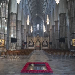Meghans Brautkleid: Das sind die Entwürfe zur Traumrobe!