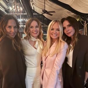 Hochzeitstanz: Victoria Beckhams Freunde stehen ihr bei