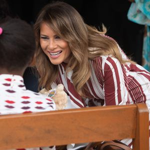 In Afrika: Melania Trump kassiert Shitstorm für ihren Hut!