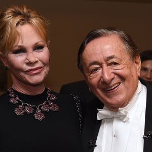 Menowin Fröhlich geht zum Zirkus!