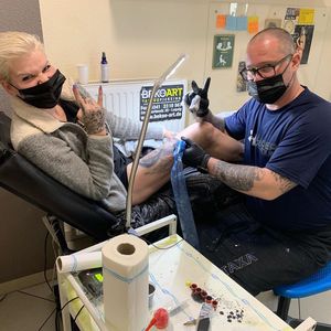 Kurz nach Krise neues Tattoo: Melli Müller kriegt Shitstorm