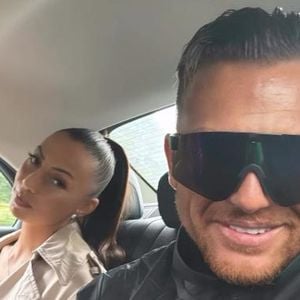 Wieder vergeben? Menowin Fröhlich tanzt verliebt mit Frau