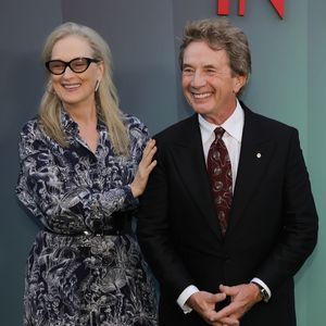 Zärtliche Berührung: Meryl Streep und Martin genießen Date