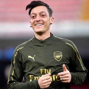 Mesut Özil in Topform: Fans sind begeistert von neuen Muckis