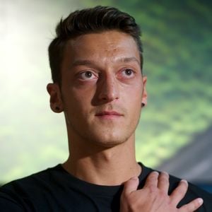 Vom Star zum Abstieg: Bald startet neue Doku über Mesut Özil