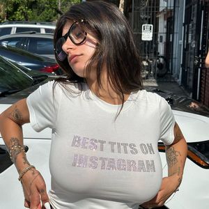"Beste Brüste": Mia Khalifa heizt ihren Fans im Netz ein