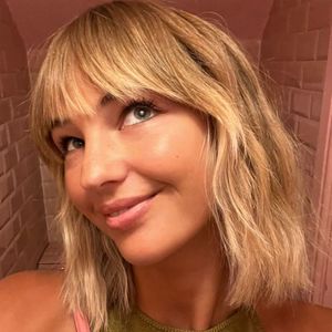 Wegen Trennung von Romeo? Mia Regan flasht mit neuer Frisur