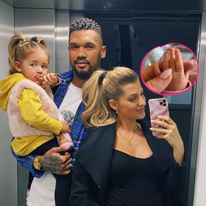 Mia Rose Harrison hat ihre kleine Schwester kennengelernt!