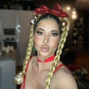Micaela-Schäfer-Sexpuppe wird auf Erotikmesse präsentiert