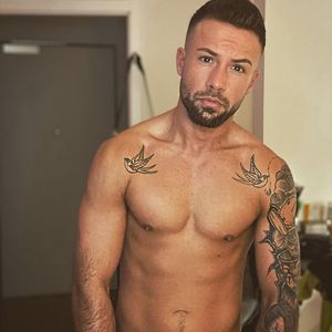 Buzzer-Entsetzen: "Take Me Out"-Boy präsentiert sich nackt