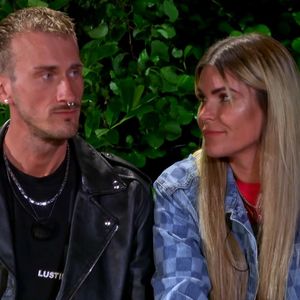 Kuschel-Eklat: Sommerhaus-Micha erteilt Gloria "Sendepause"