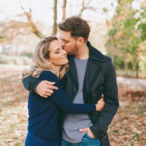 "Sexy Saxofonistin": Michael Bublé gratuliert seiner Frau