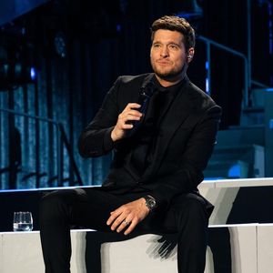 Michael Bublé erhält Grammy drei Monate später mit der Post!