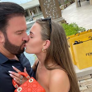 Knutsch-Pic: Laura Müller und Wendler feiern Hochzeitstag