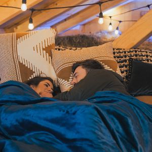 Ewig gewartet: Bachelor Niko und Michèle küssen sich endlich