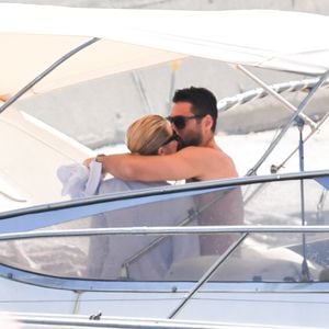 Eindeutig: Hier knutschen Michelle Hunziker und Giovanni!