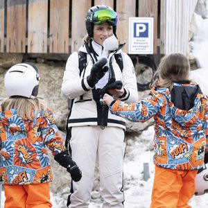 Cooles Trio: Michelle Hunziker stürmt mit Kids die Piste