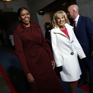 Streit um Doktortitel: Michelle Obama stand Jill Biden bei