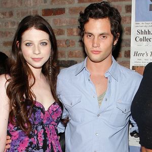 "Surreal": Penn Badgley trauert um Michelle Trachtenberg (†)