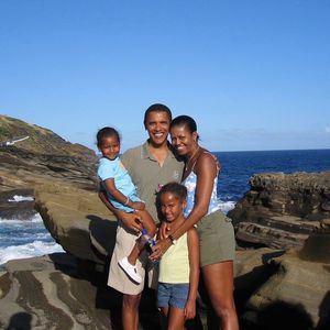 So gratuliert Michelle Obama ihrem Barack zum Geburtstag!