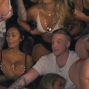 Blanke PO-laroids: "Temptation Island"-Mike bereut nichts!
