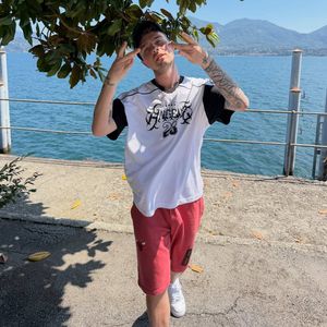 Vermutlich mit Nadja: Mike Singer teilt liebevolles Foto