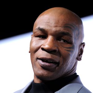 "High und angepisst": Mike Tyson erklärt Flugzeug-Schlägerei